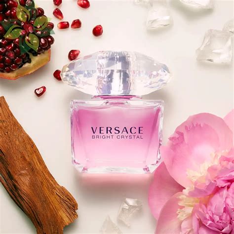 note olfattive versace bright crystal|versace bright crystal photos.